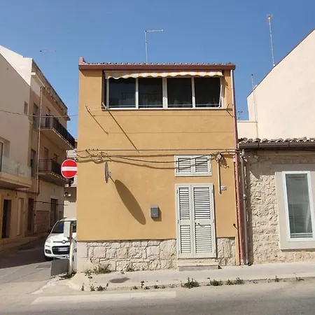 Ponente Donnalucata (Sicily)